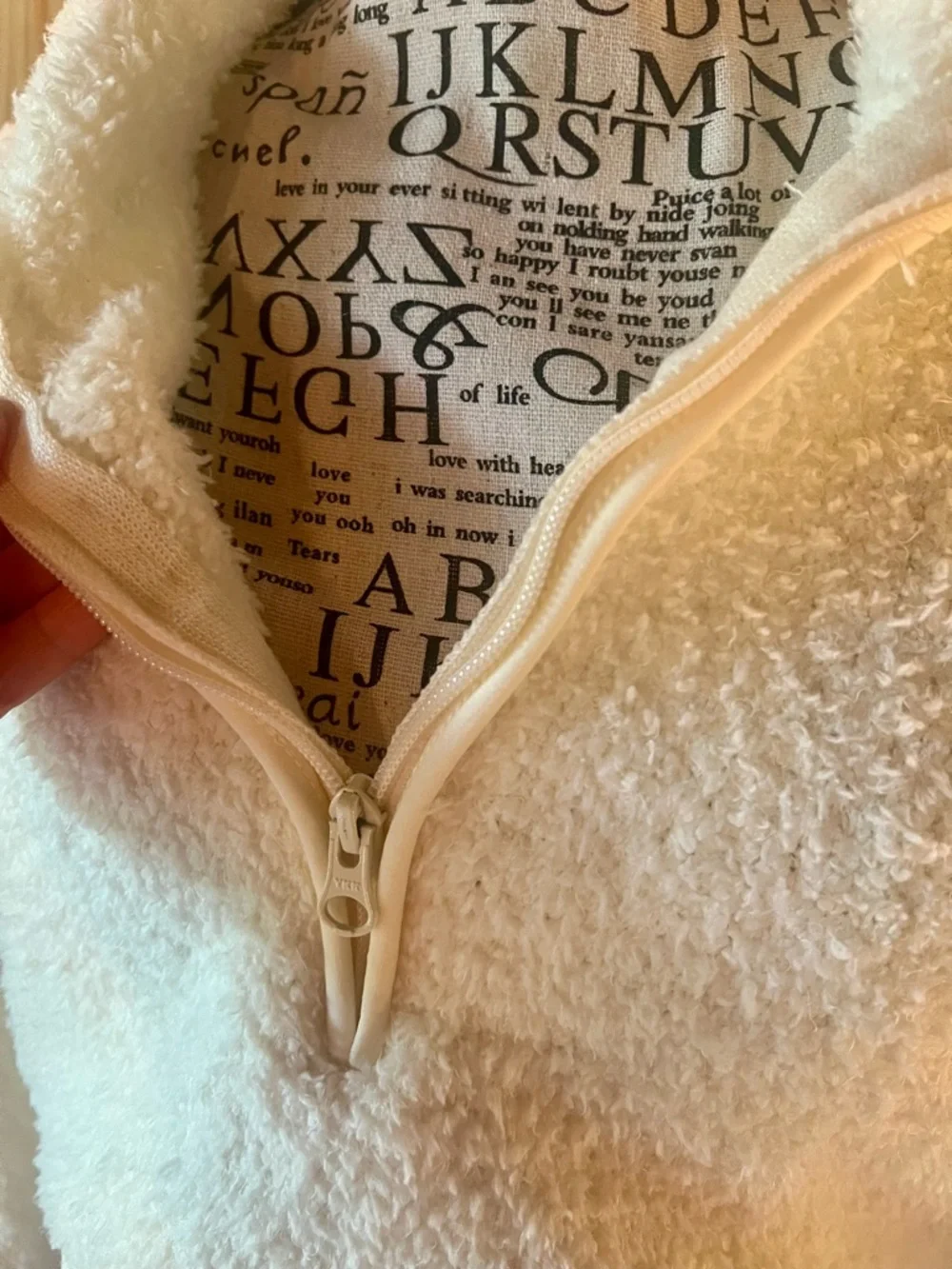 🔆☀️🌸SKIMS Cozy Cropped Half-Zip Pullover in Bone🌸☀️🔆 - Picture 9 of 16